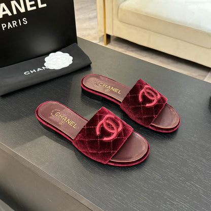 CHL  Slippers  2 Color's Woman