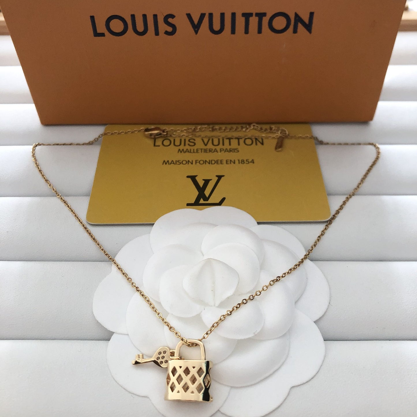 LU  Bracelet SALE-min order required