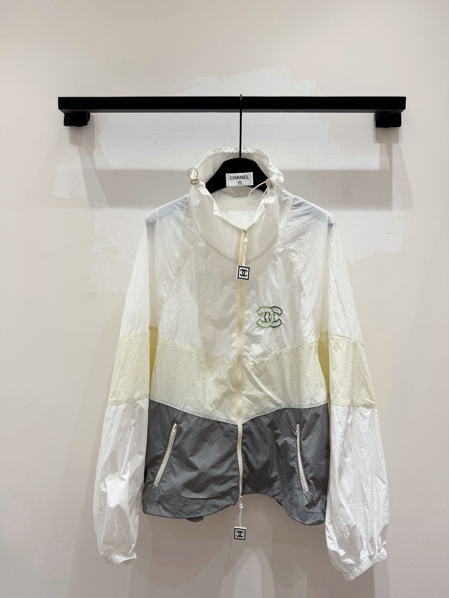 CHL Windbreak hoodie Jacket  Woman