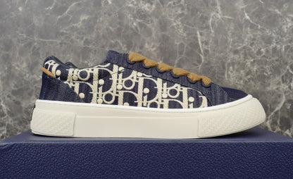 CHD   Sneakers 46