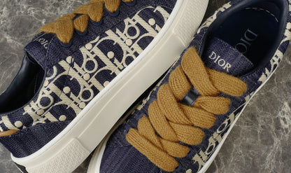 CHD   Sneakers 46