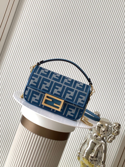 FEN jacquard  Bag  2 Size's 2 Color's