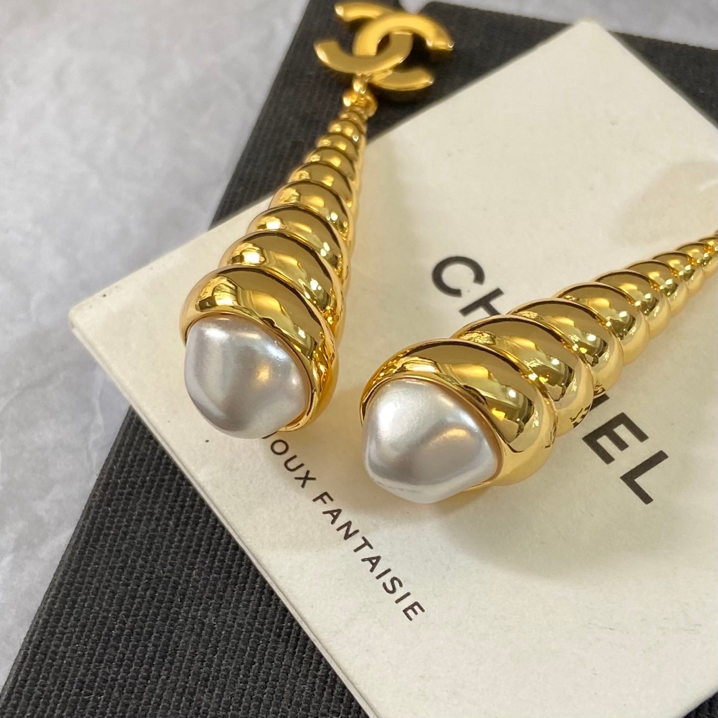 CHL Fashion Earrings