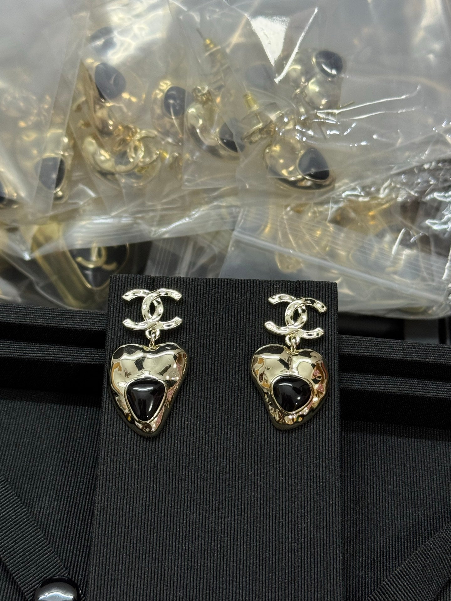 CHL Fashion earrings