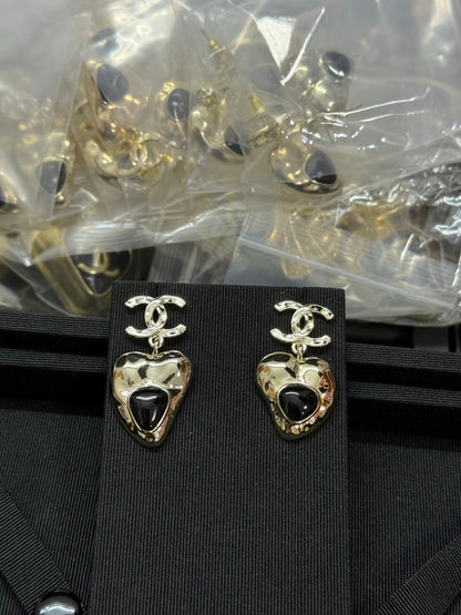 CHL Fashion earrings