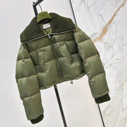 GU  fine nylon gabardine puffer jacket  Woman