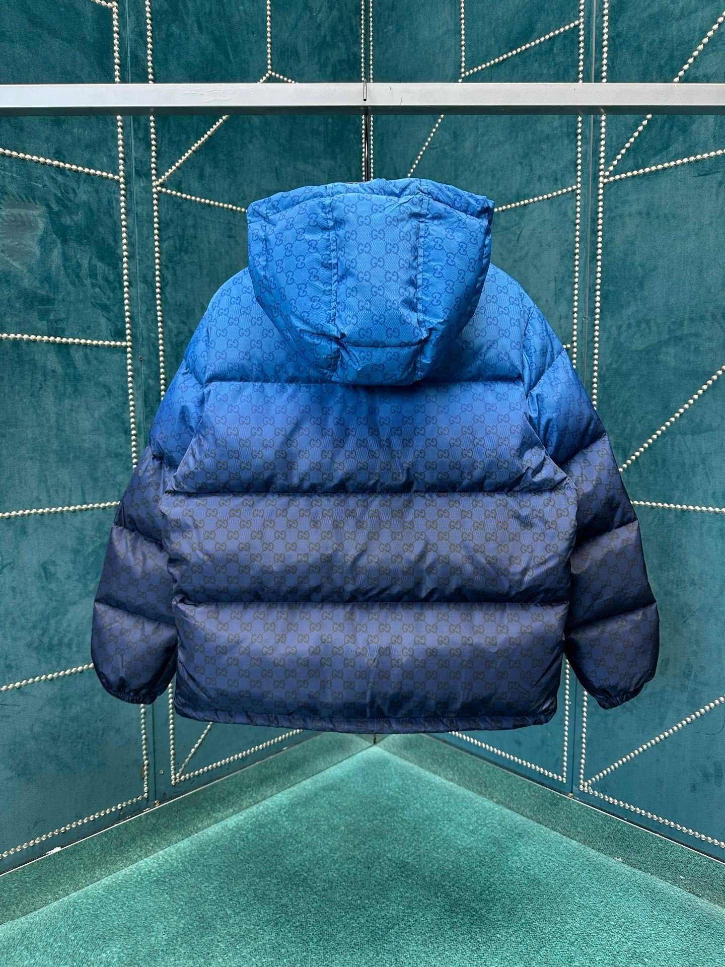 GU Jacket Down  Man 2 Color's IOFF