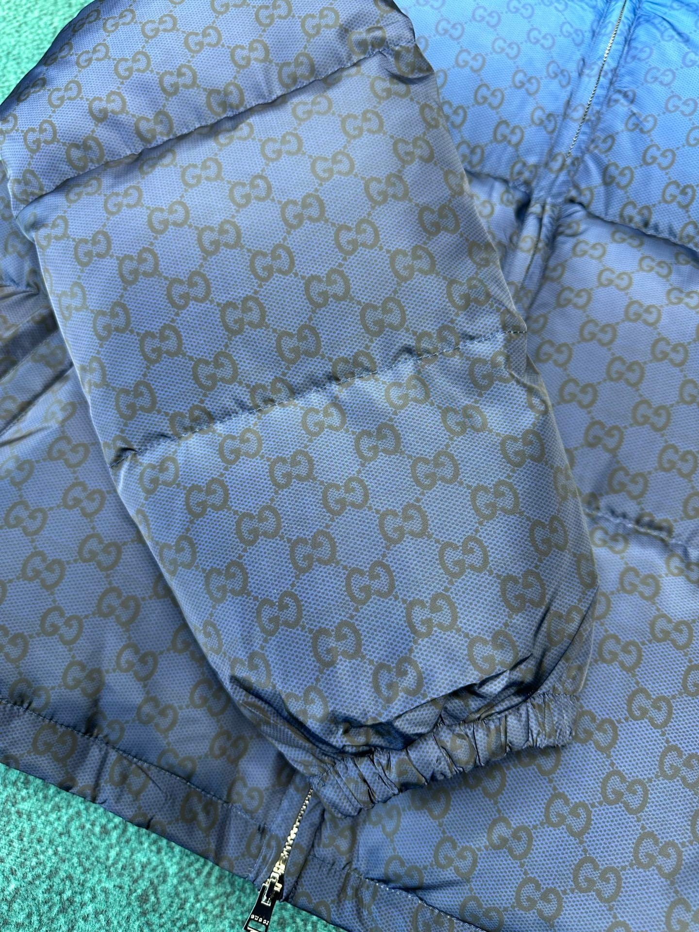 GU Jacket Down  Man 2 Color's IOFF