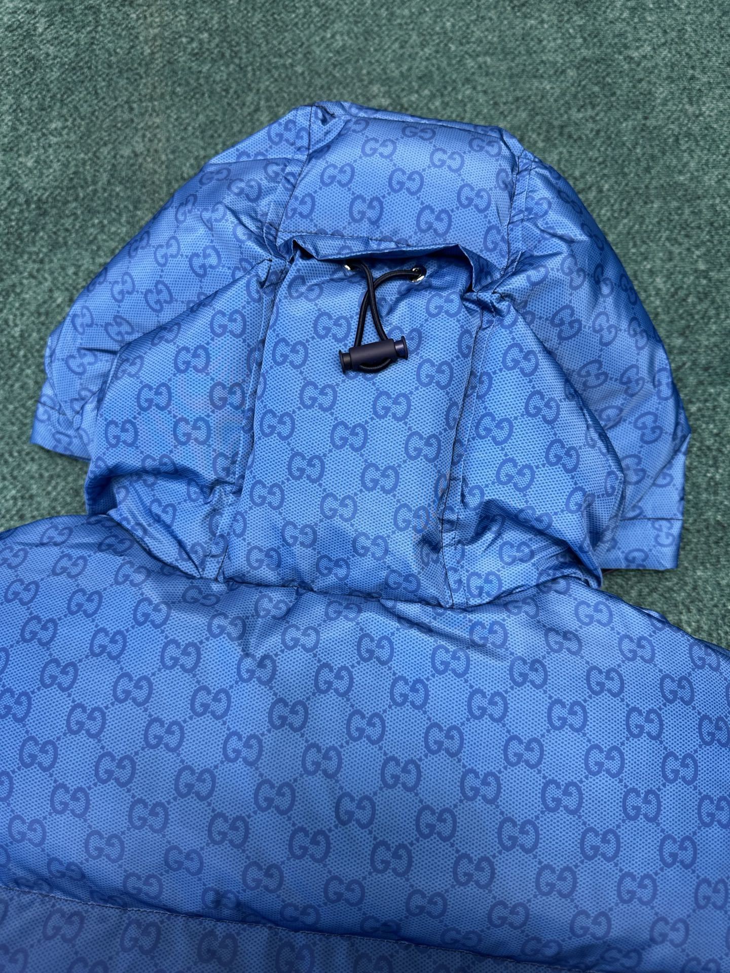 GU Jacket Down  Man 2 Color's IOFF
