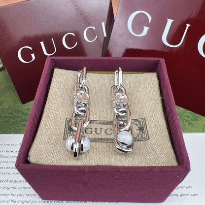 GU  Fashion Earrings 2 Color's
