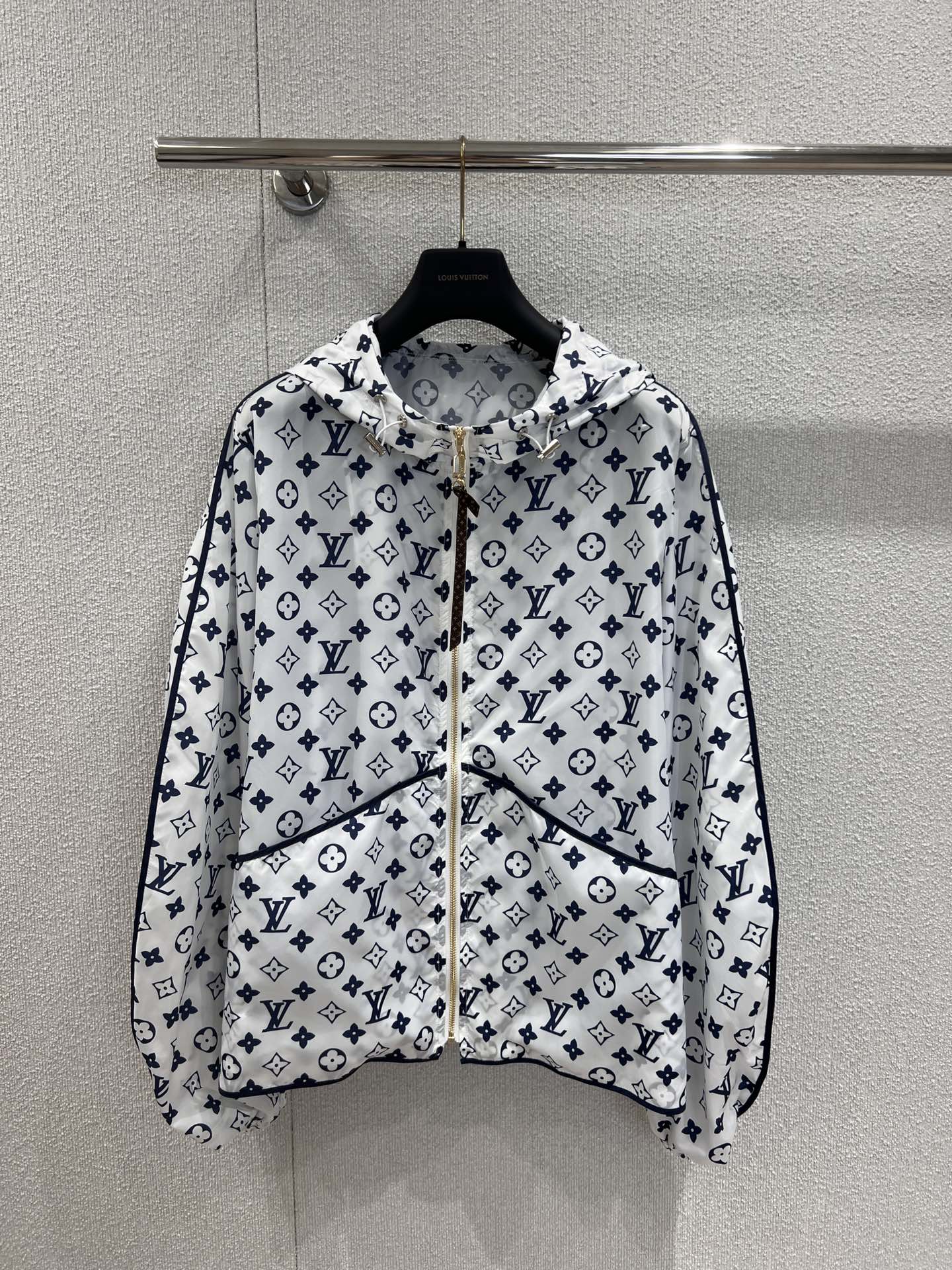 LU Jacket  Limited Windbreaker 2 Color's