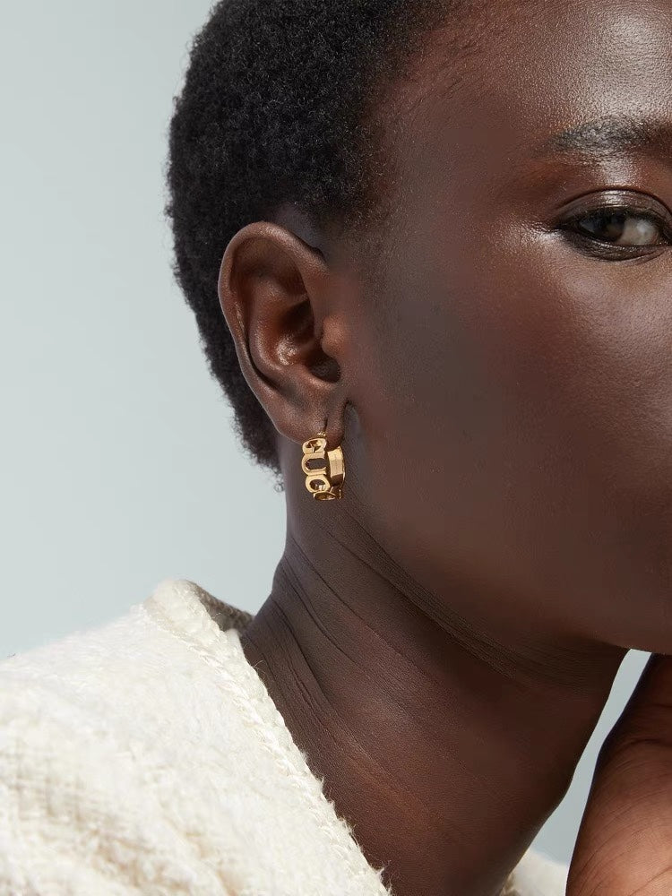 GU  Fashion Earrings