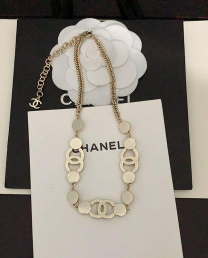 CHL  Fashion Necklace