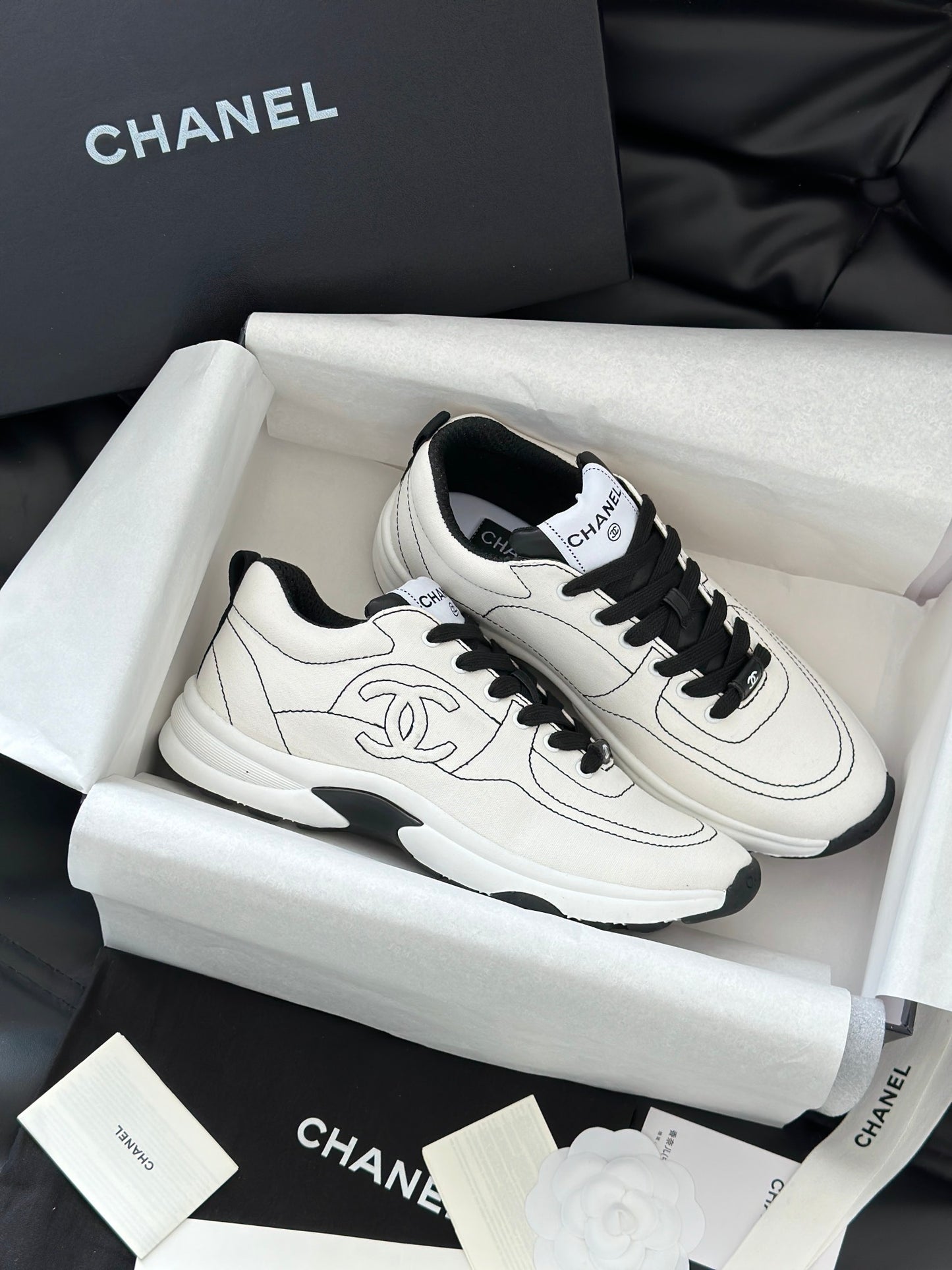 CHL Sneakers