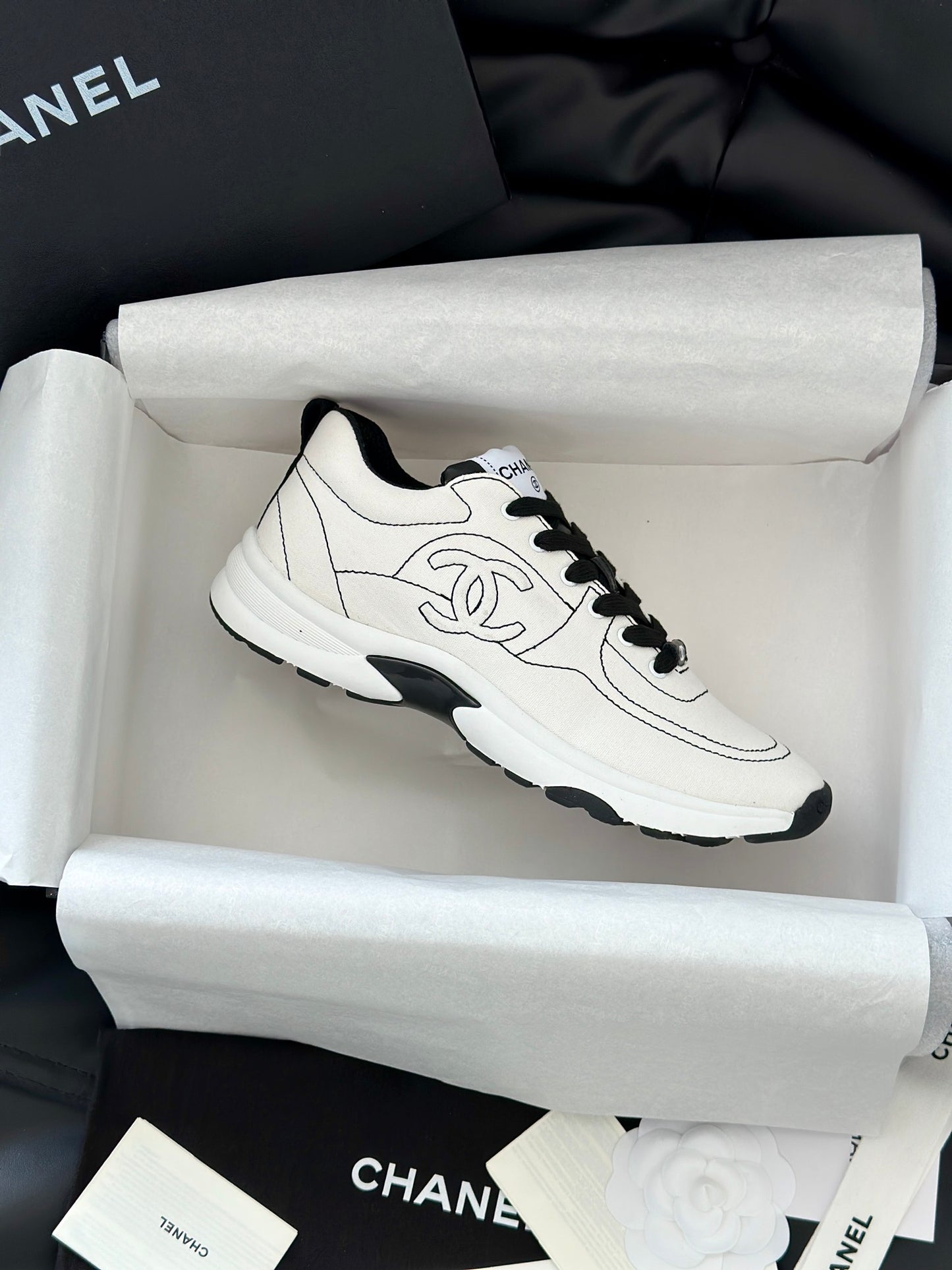 CHL Sneakers