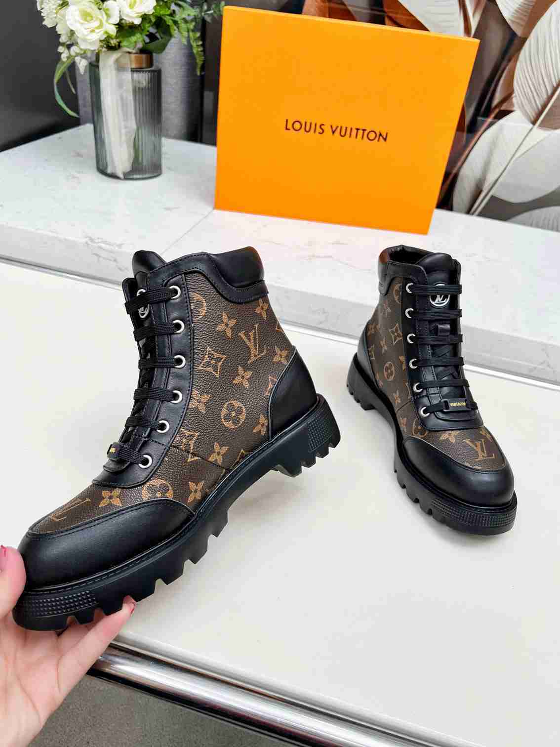 LU Low Boots Woman