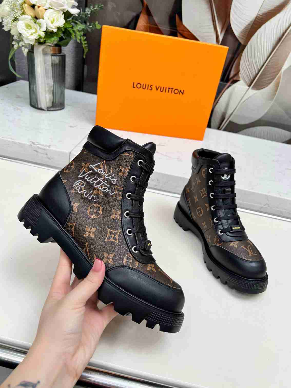 LU Low Boots Woman