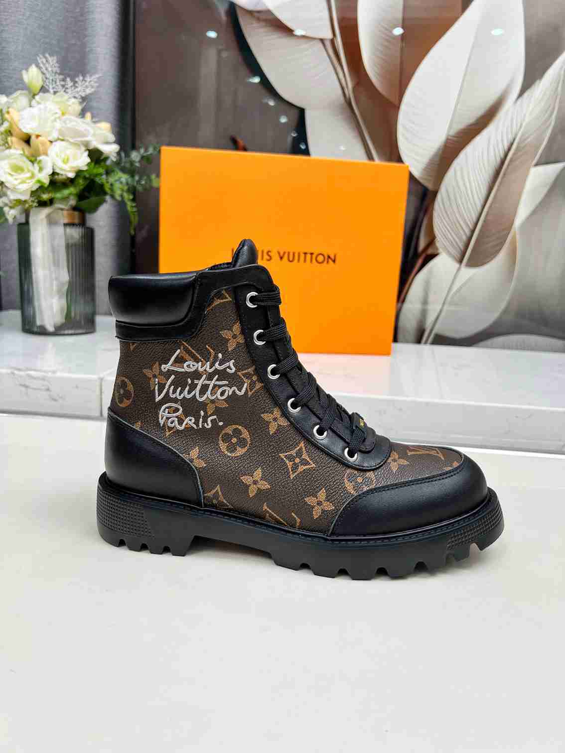 LU Low Boots Woman
