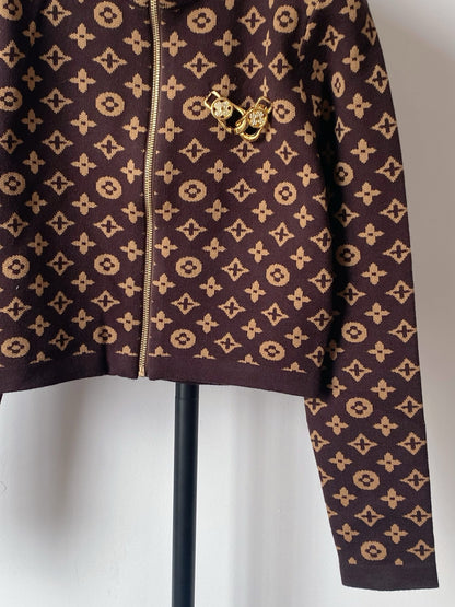 LU Jacket Woman  GIF