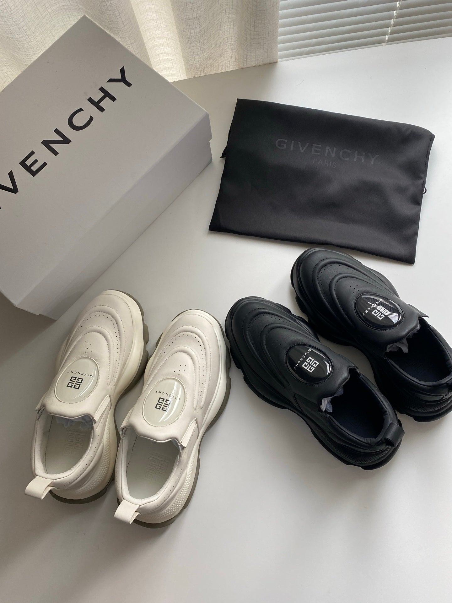 GIVENJY Sneakers