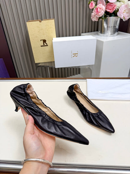 ROW Shoes  Woman 2 Color's