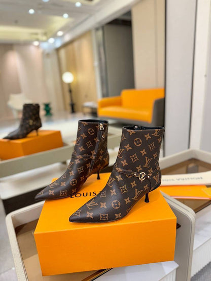 LU Low Boots