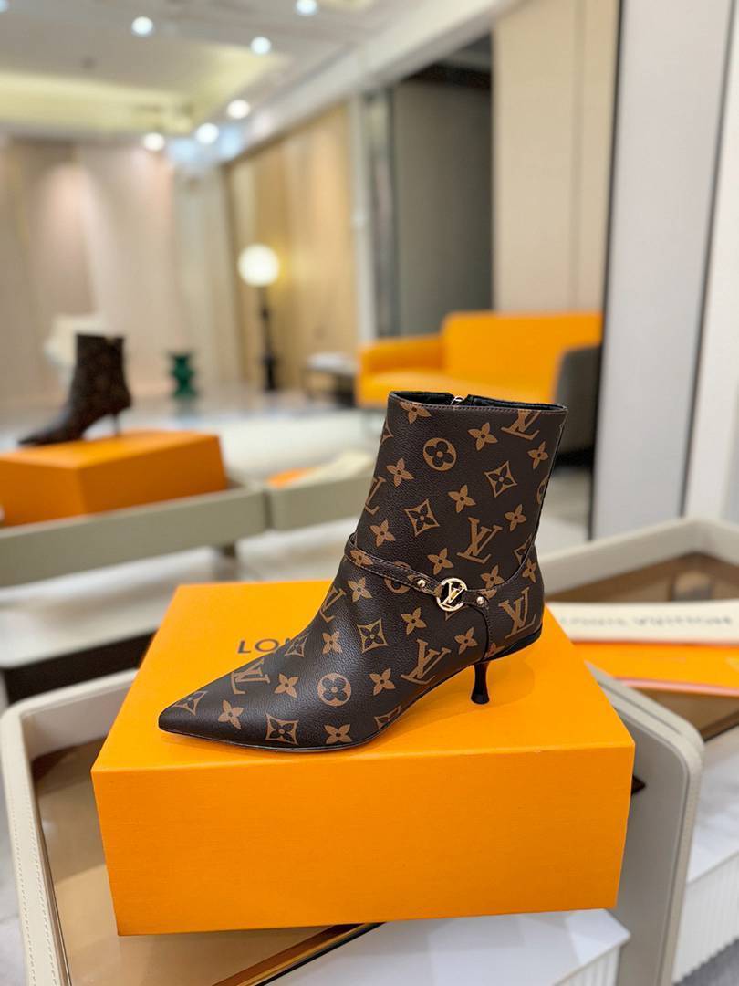 LU Low Boots