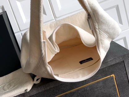CHL Bag  Canvas Large  2 Color's 38 cm