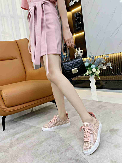 CLO Sneakers 2 Color's