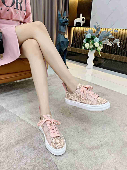 CLO Sneakers 2 Color's