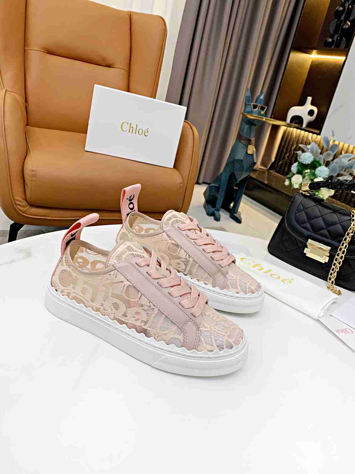 CLO Sneakers 2 Color's