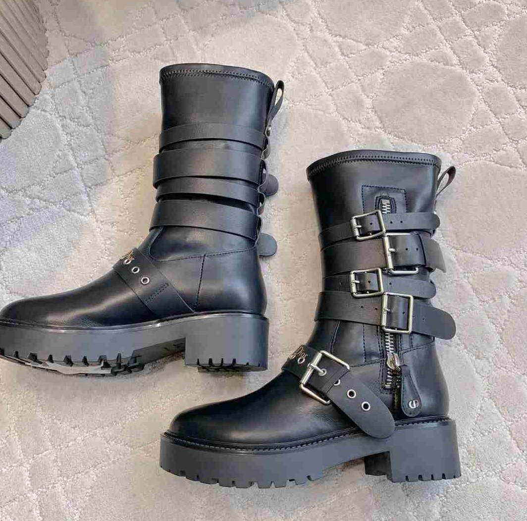 CHD  Woman Boots