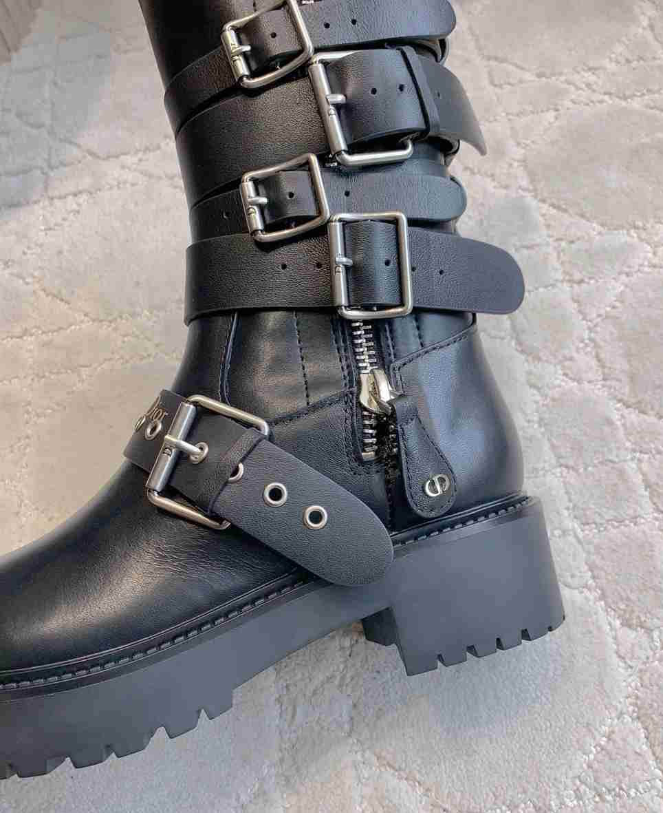 CHD  Woman Boots