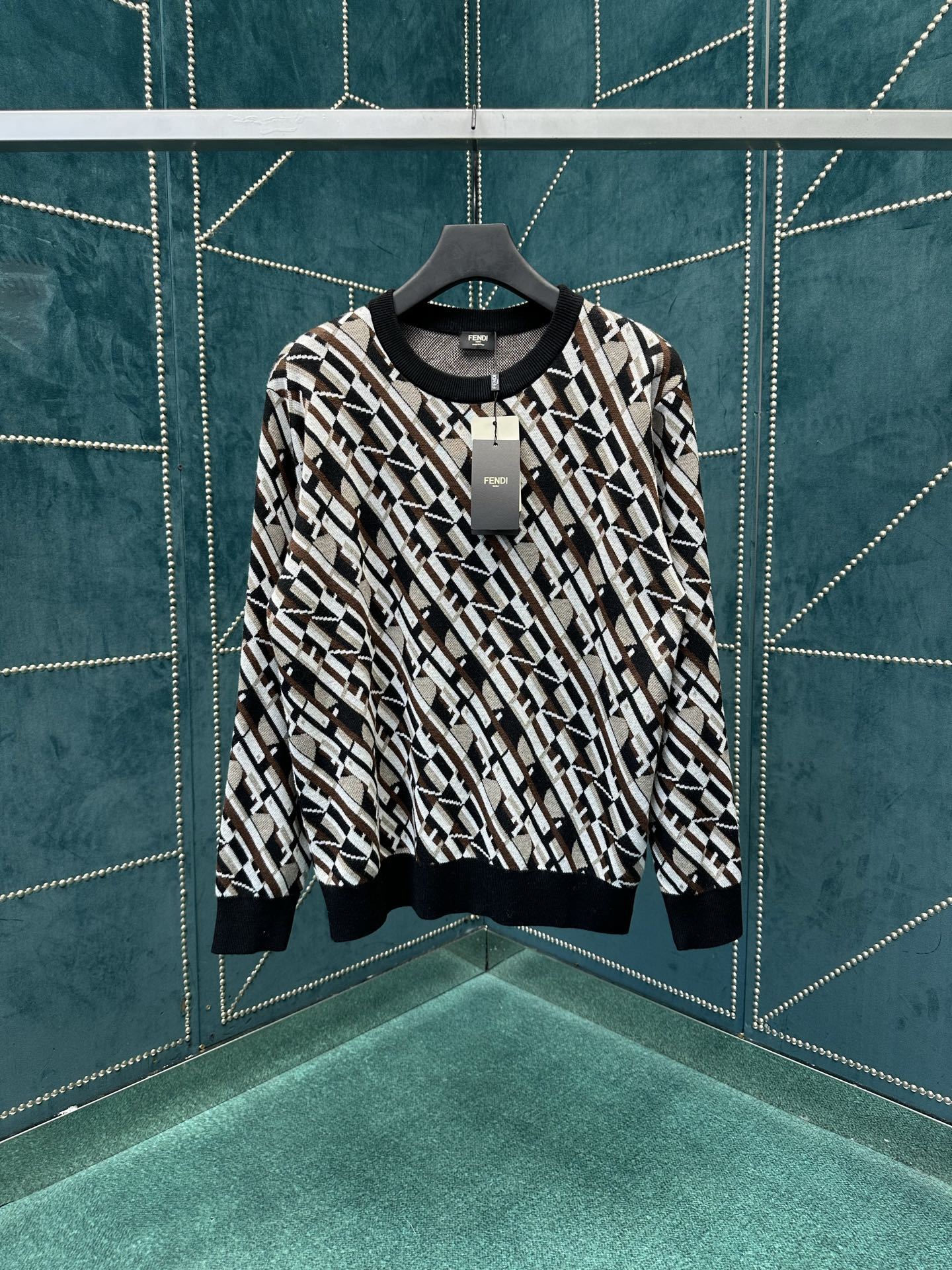 FEN Sweater