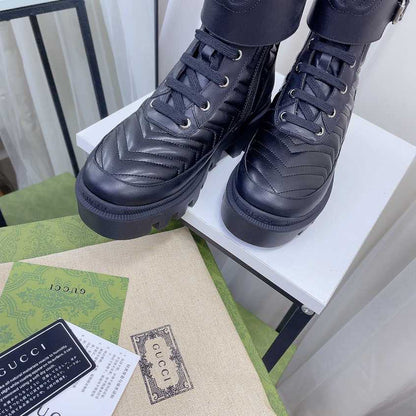 GU  Boots Woman Low