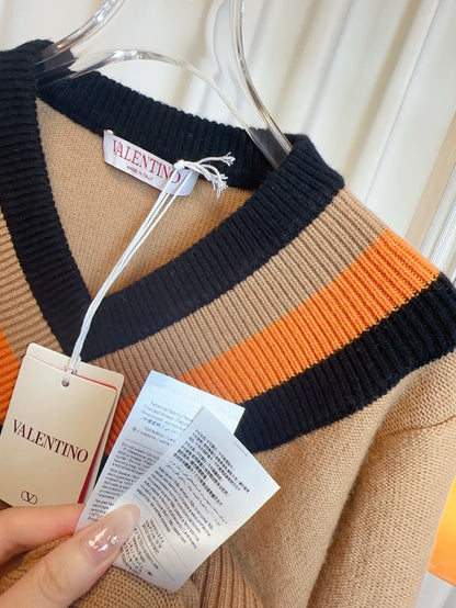 C V Sweater Woman  2 Color's