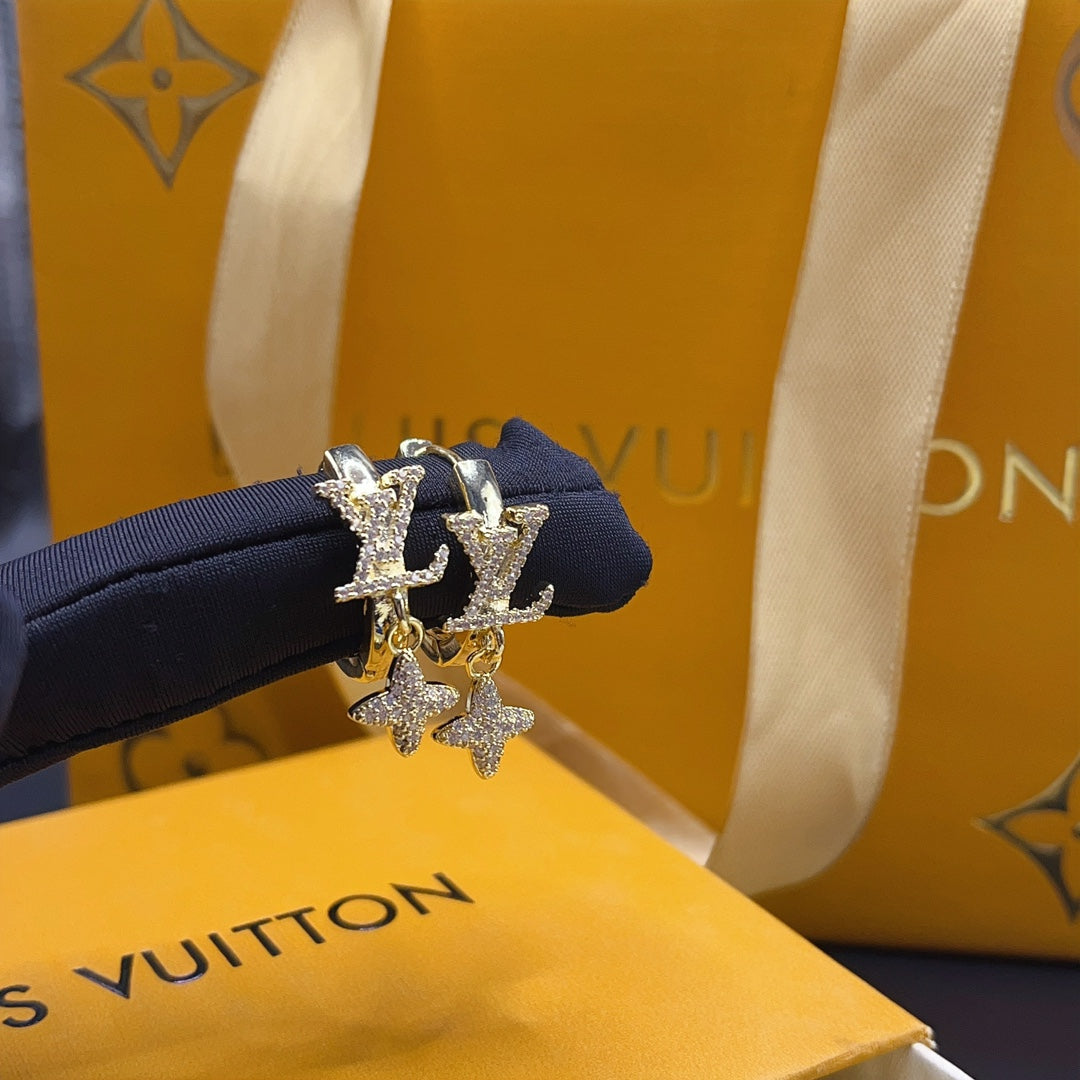 LU Fashion earrings  SALE-min order required