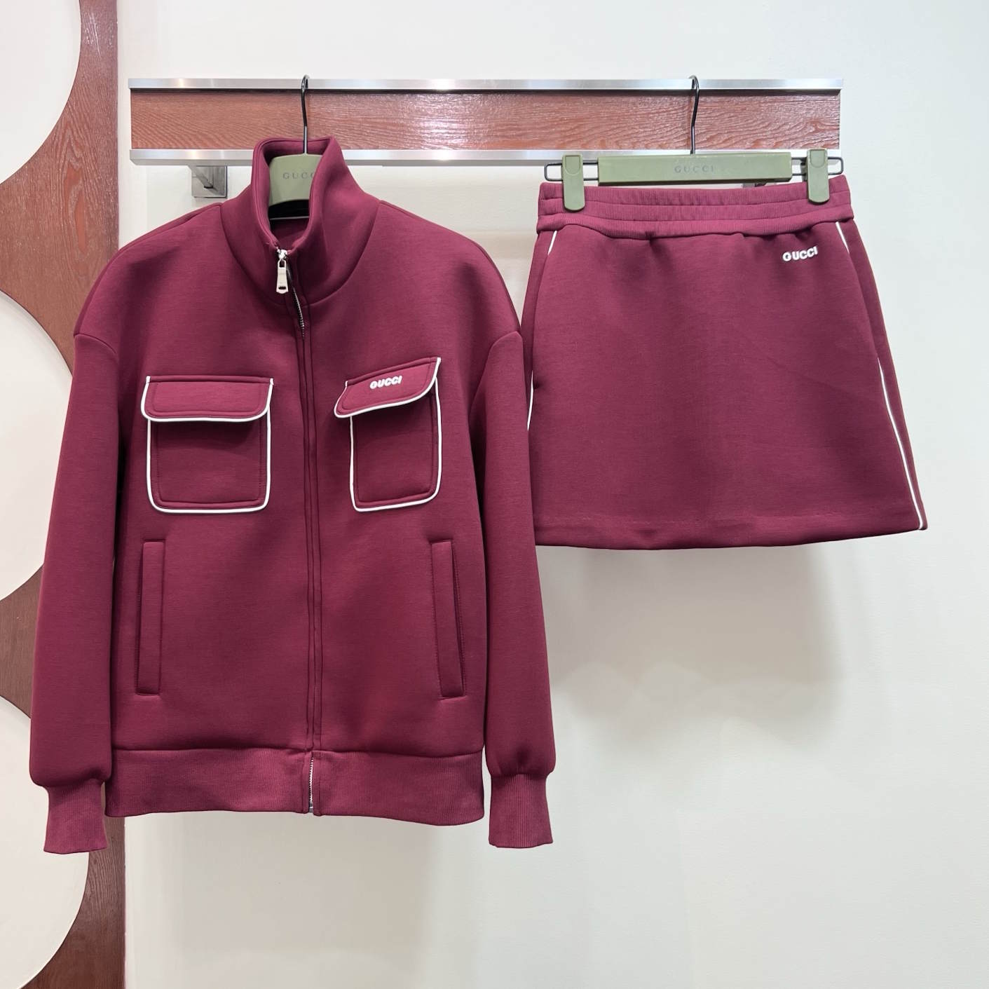 GU Jacket Woman Skirt set  GIF