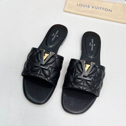LU  Slippers  4 Color's Woman 42