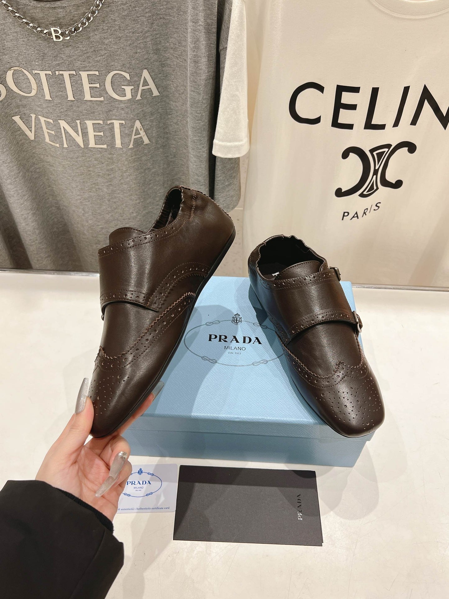 PRD Shoes  Woman 2 Color's