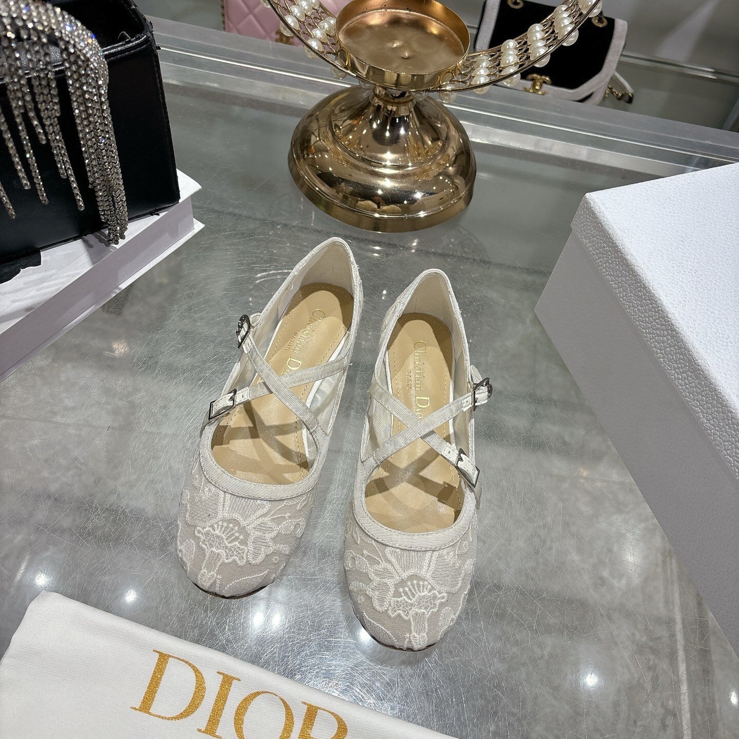 CHD shoes  Woman 2 Color's