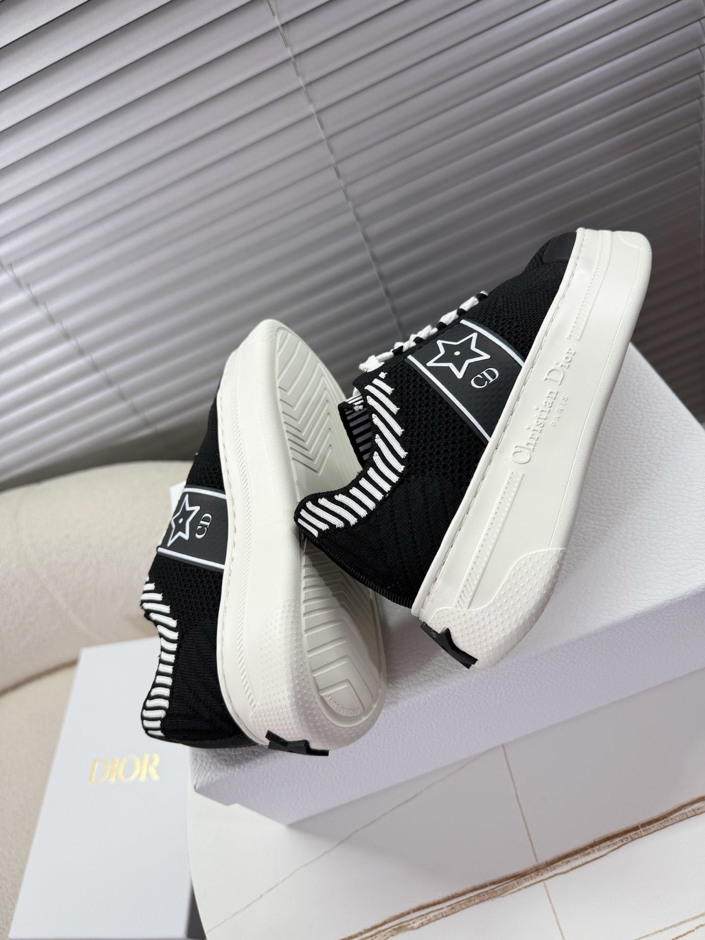 CHD Sneakers 2 Color's