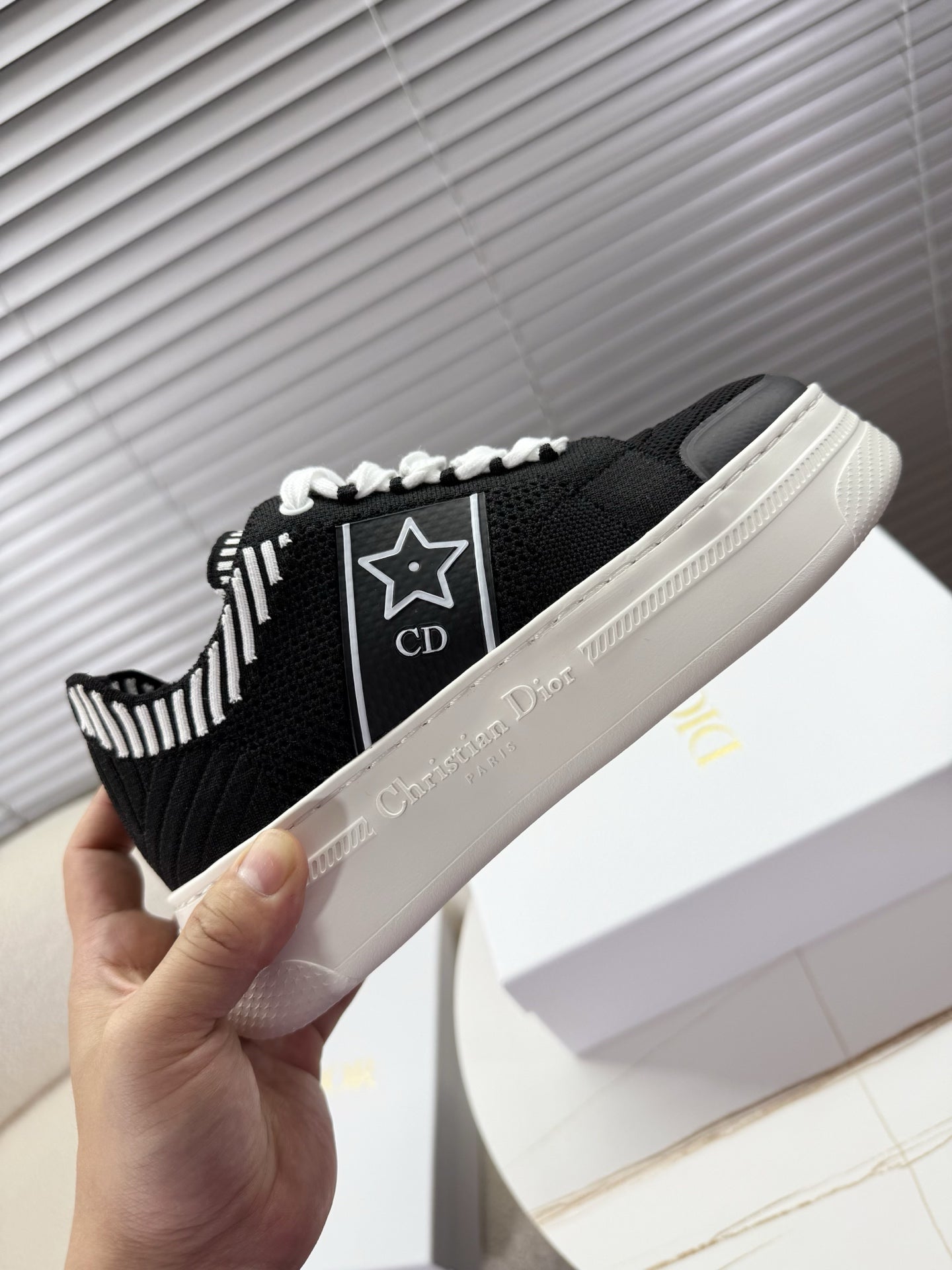 CHD Sneakers 2 Color's