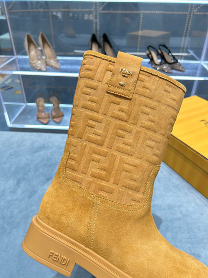 FEN Woman Boots 2 Color's