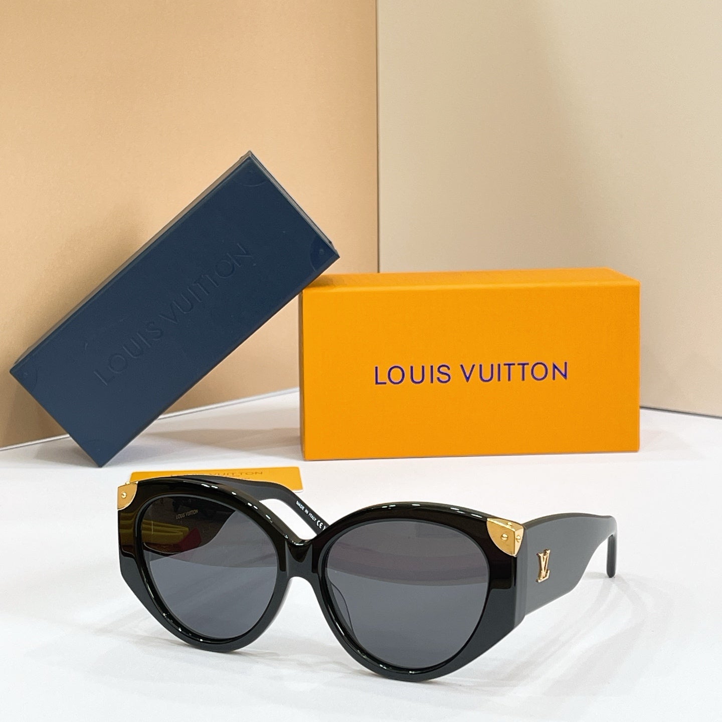 LU Sunglasses 4 Color's
