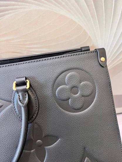LU Bag Onthego 35 cm