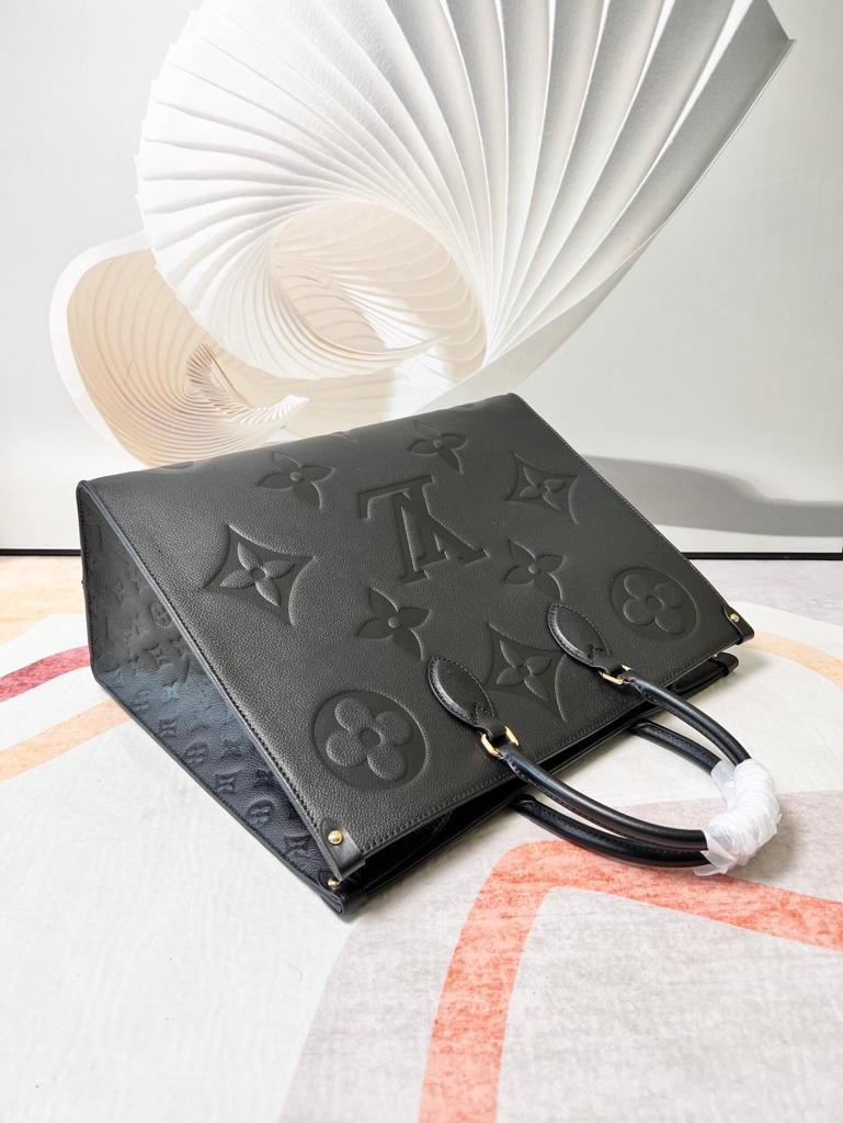 LU Bag Onthego 35 cm