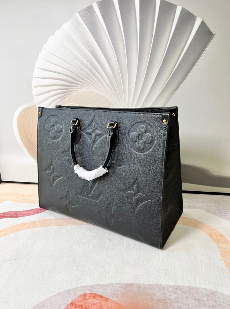LU Bag Onthego 35 cm