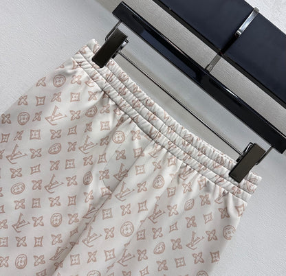 LU Woman Sweater  Skirt set 2 Color's GQ