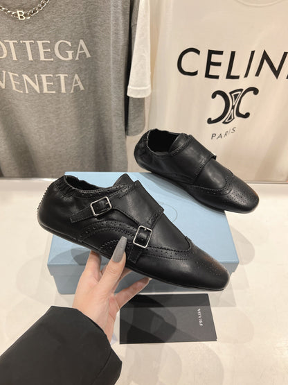 PRD Shoes  Woman 2 Color's